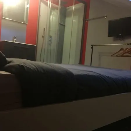 Le Vi Rene